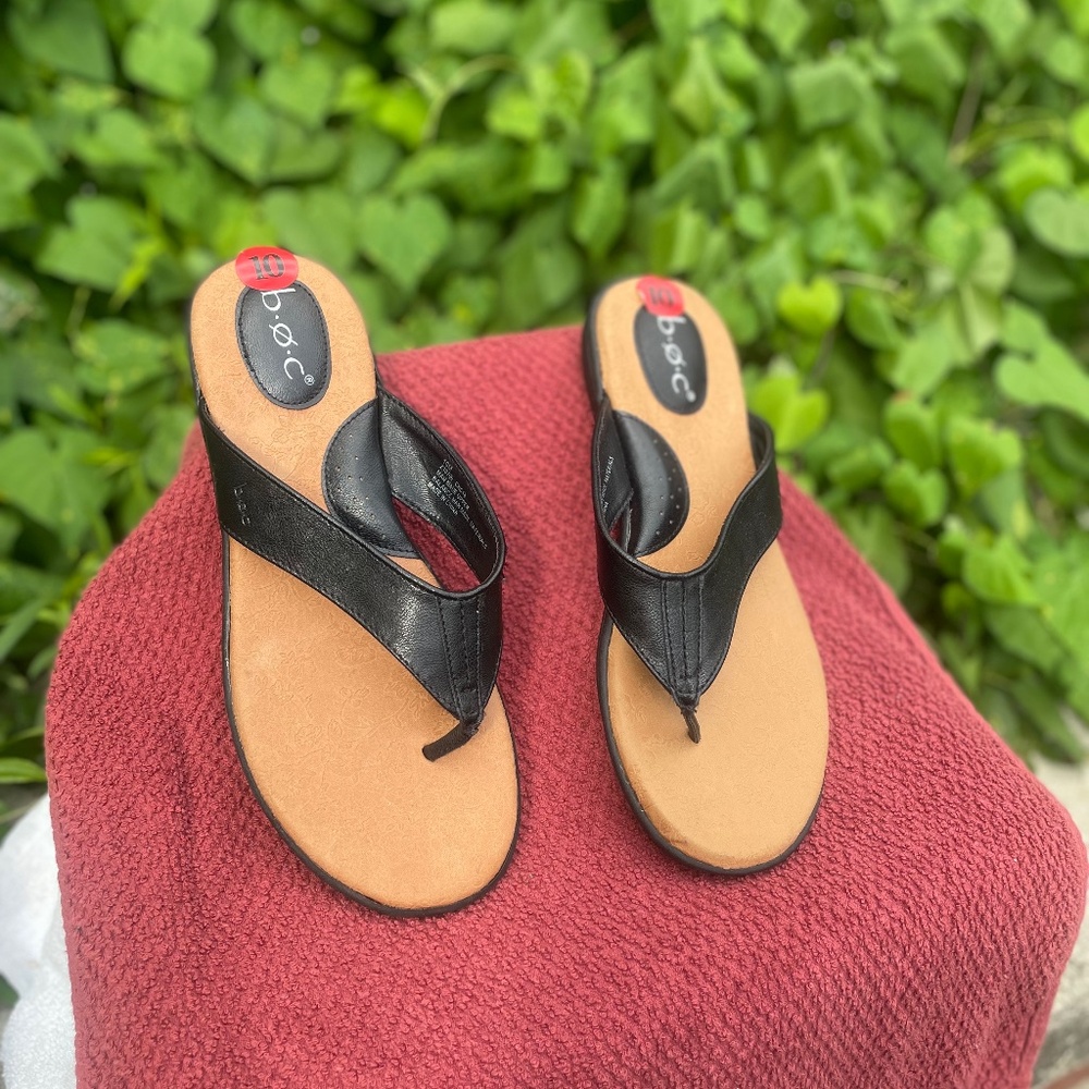 B.O.C. Women’s Thong Kami Sandals